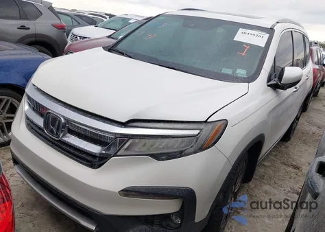 2019 Honda Pilot Touring из США, поврежденный, VIN 5FNYF5H65KB017436